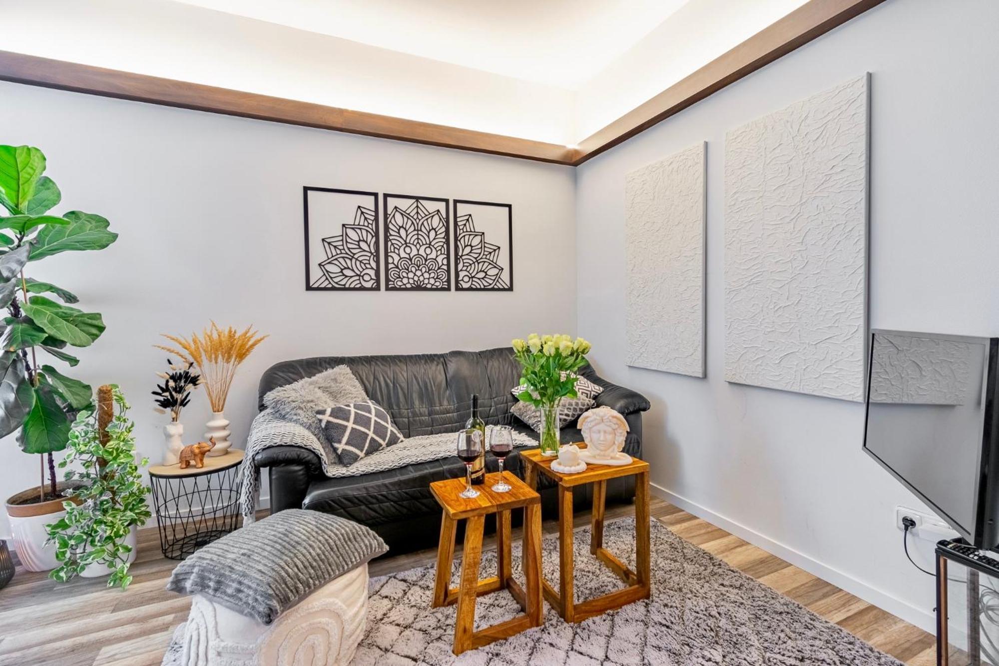 Natural-Style Apartment In The Centre Of Μπρατισλάβα Εξωτερικό φωτογραφία