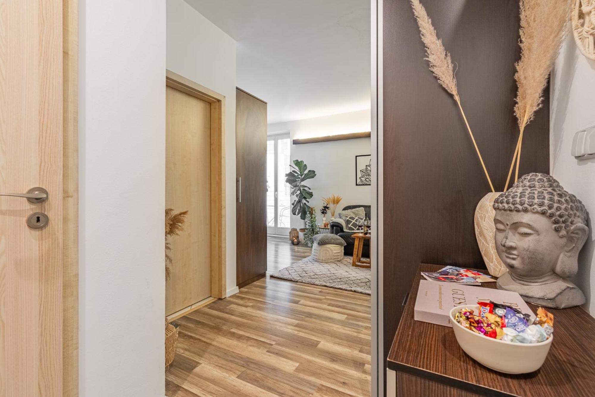 Natural-Style Apartment In The Centre Of Μπρατισλάβα Εξωτερικό φωτογραφία