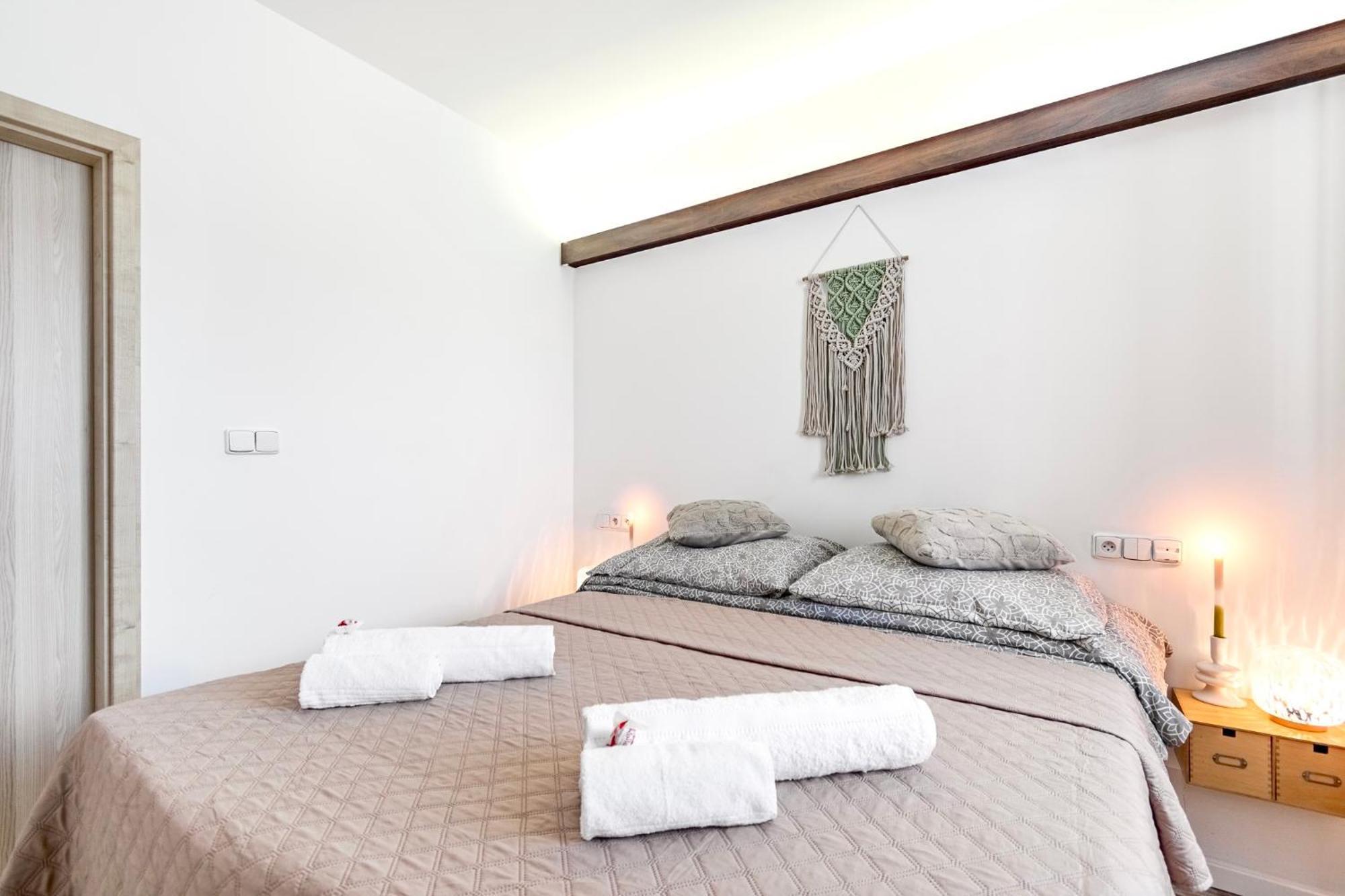 Natural-Style Apartment In The Centre Of Μπρατισλάβα Εξωτερικό φωτογραφία